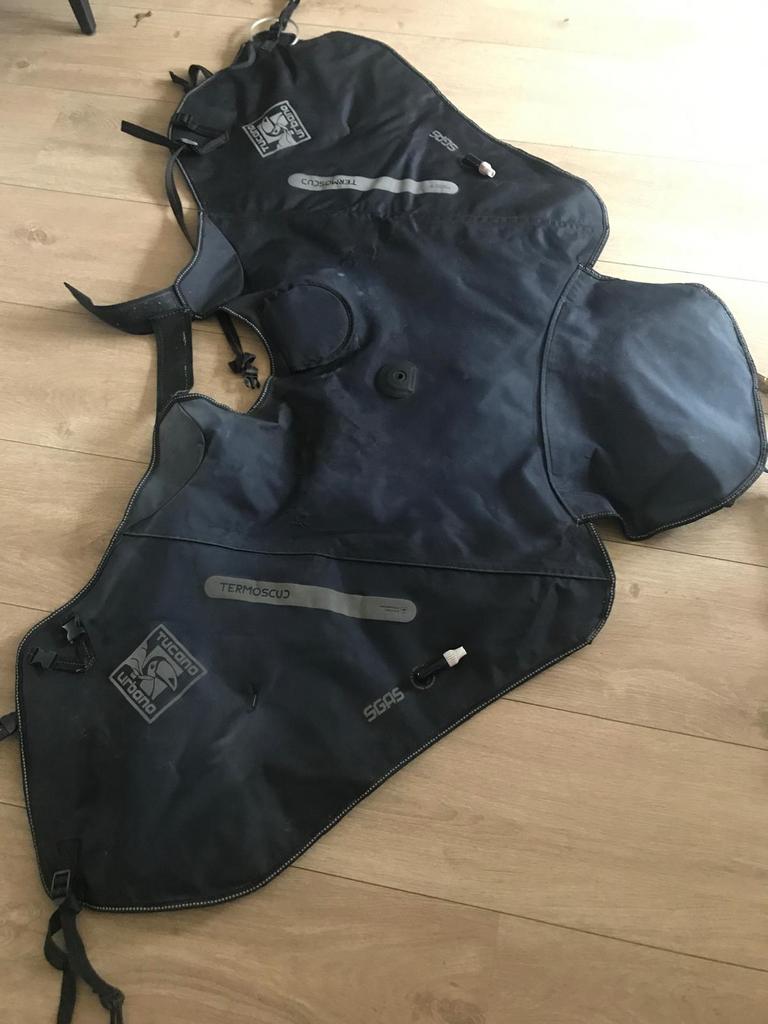Beenkleed Tucano Thermoscud (piaggio zip), Ophalen, Gebruikt