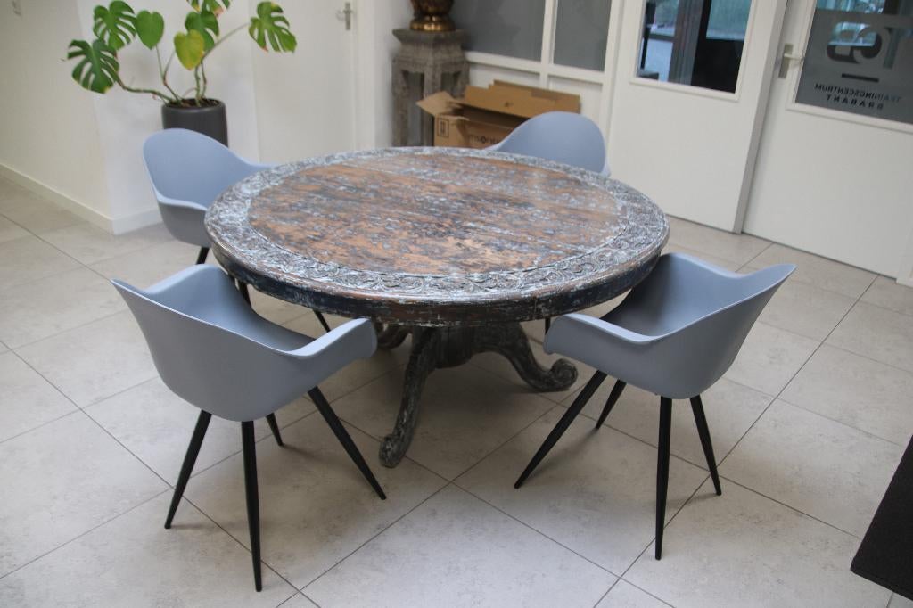 Antieke teak houten tafel uit Bali, Ophalen