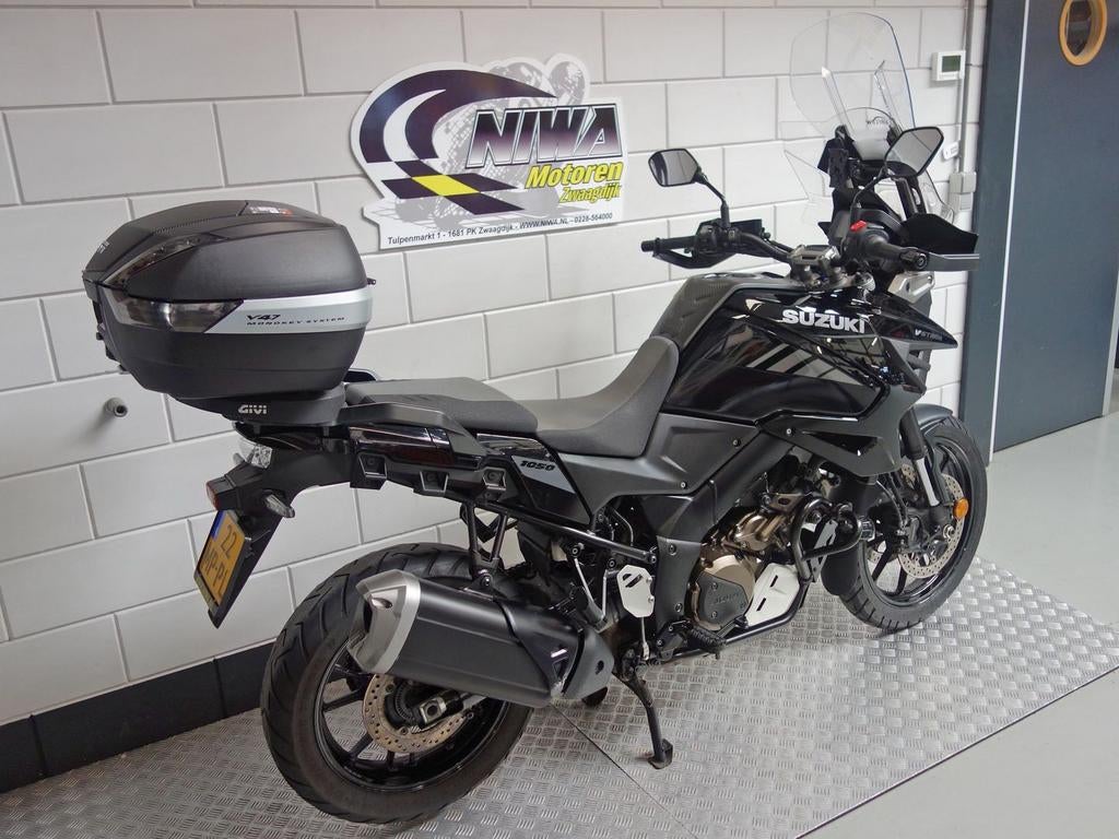 SUZUKI V-STROM 1050 (bj 2021) - foto 2