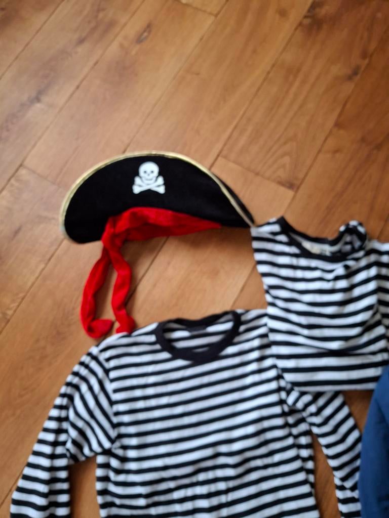 Carnavalskleding - Piraat en boerenkiel, Carnaval, Maat 42/44 (L), Ophalen of Verzenden, Onbekend