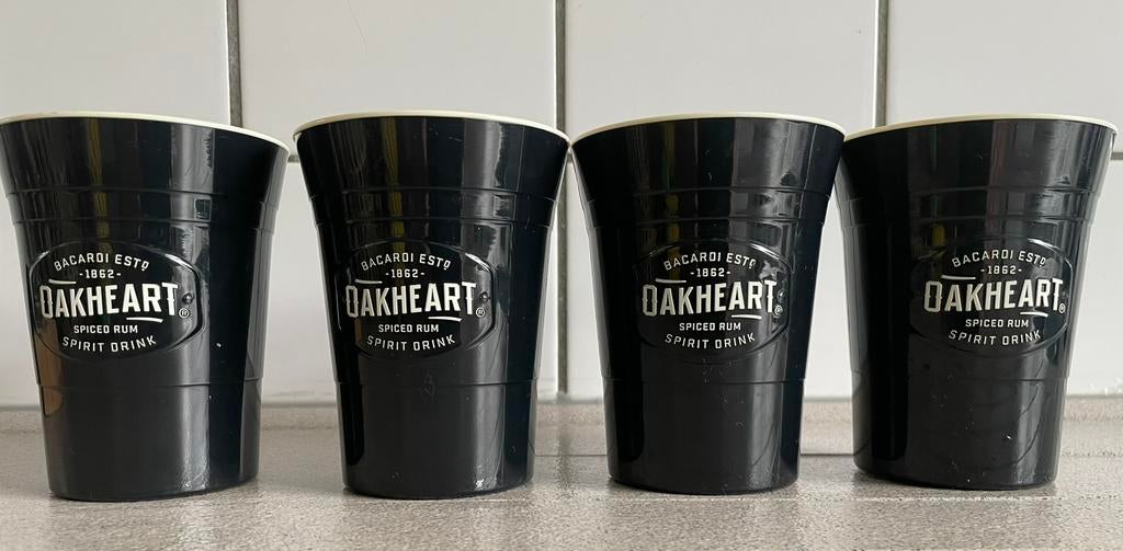 Bacardi spiced rum Oakheart bekers 5 stuks, Verzamelen, Ophalen of Verzenden, Zo goed als nieuw, Gebruiksvoorwerp