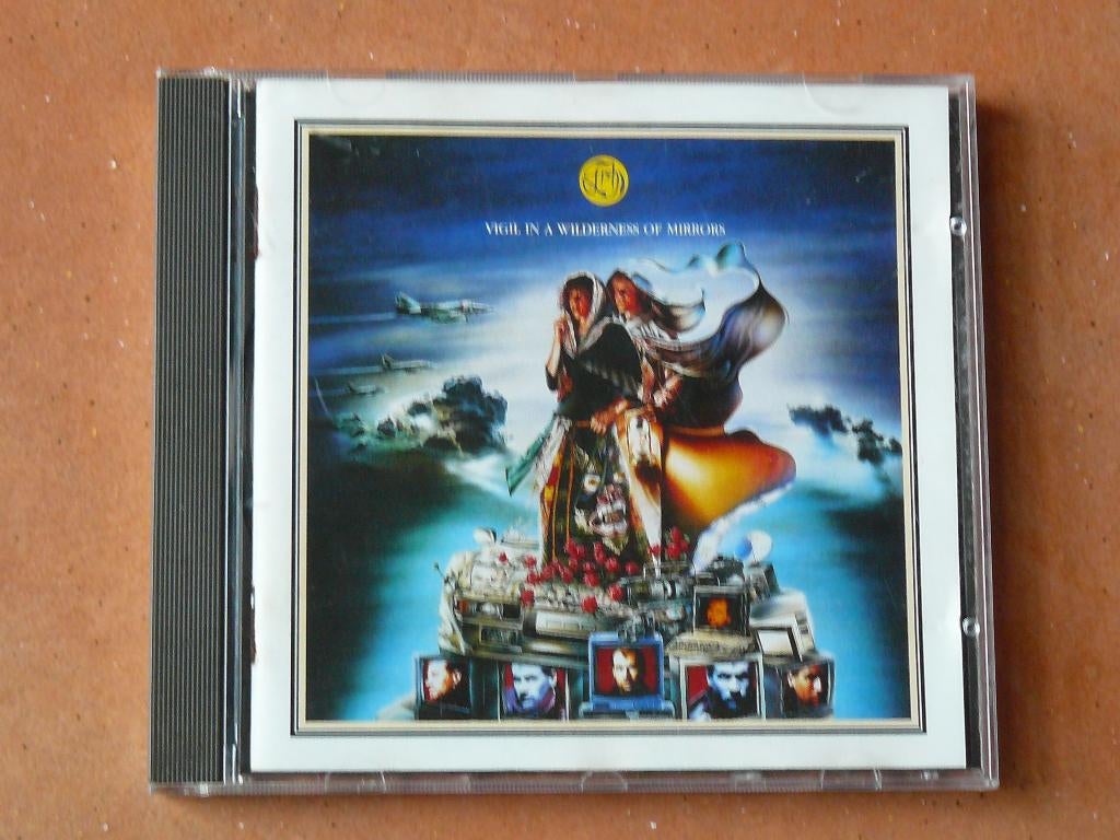 CD Fish - Vigil in a wilderness of mirrors, Verzenden, Gebruikt, Poprock