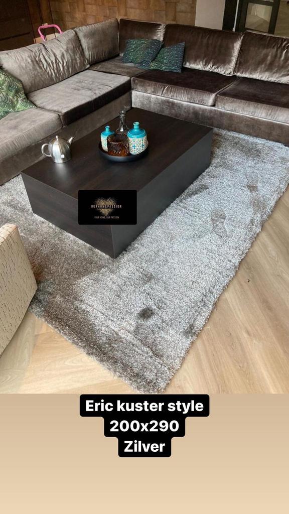 HOOGPOLIG SHAGGY ERIC KUSTER STIJL VLOERKLEED OFWHITE ZWART, Huis en Inrichting, Stoffering | Tapijten en Kleden, Grijs, Rechthoekig