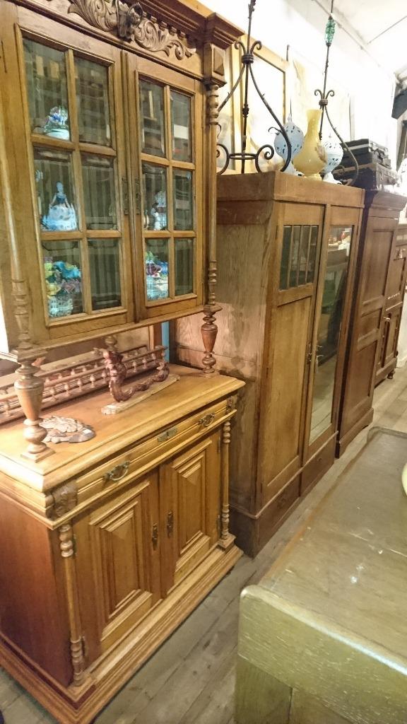 Antieke buffetkast met facet geslepen ruitjes gave oude kast, Antiek en Kunst, Ophalen