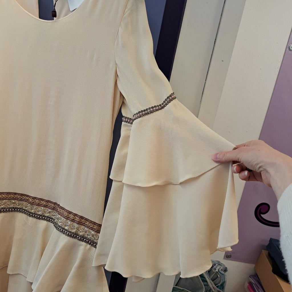 NKN Nekane beige/licht goudkleurige ibiza stijl jurk S 45750, Kleding | Dames, ., Beige, Zo goed als nieuw, Maat 36 (S)