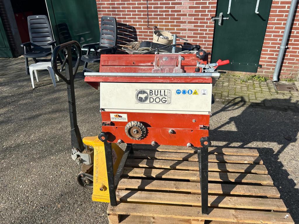 Raimoni bull dog tegel frees maschine, Doe-het-zelf en Verbouw, Gereedschap | Zaagmachines, Ophalen, 70 mm of meer, Zo goed als nieuw