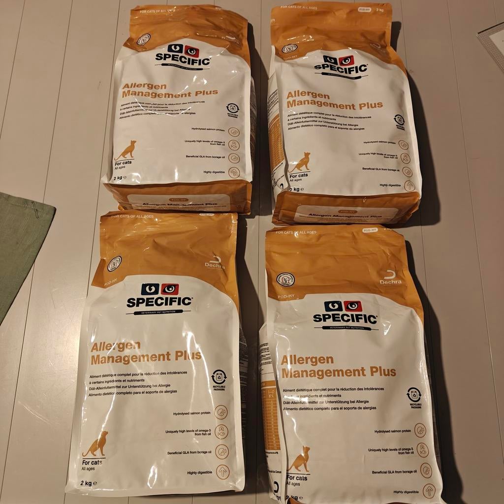 Kattenvoer 4x Hypoallergeen Specific Management Plus FOD-HY, Ophalen, Kat