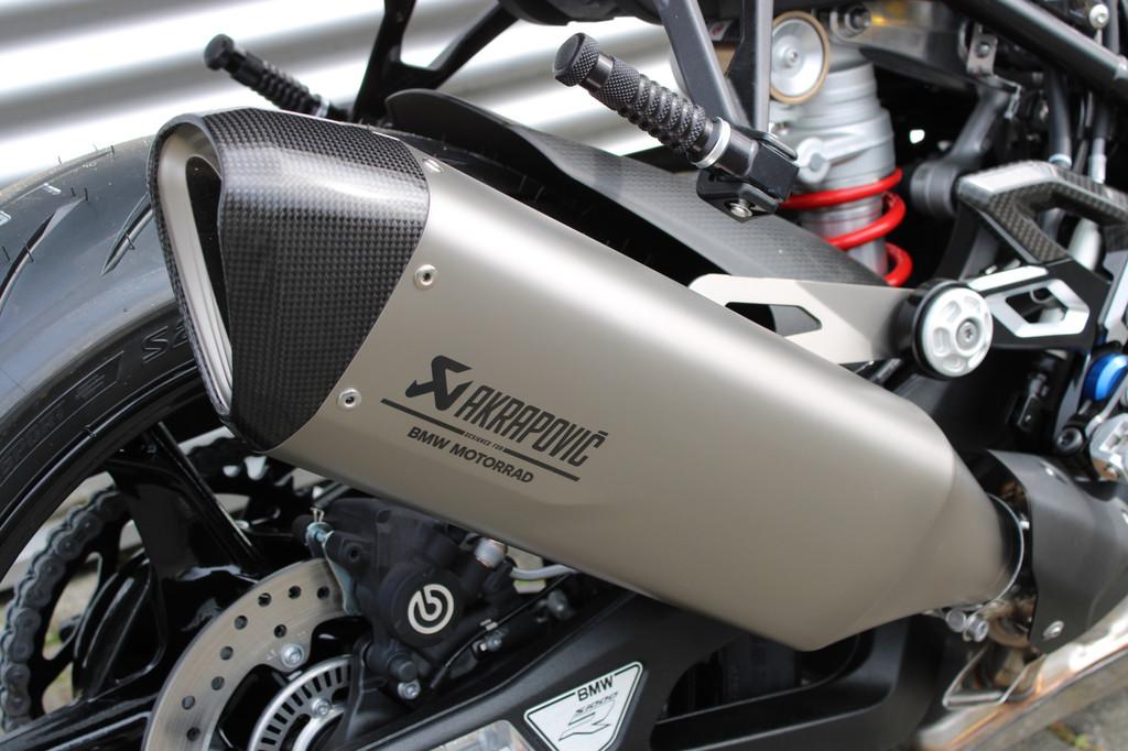 BMW S 1000 R |Comfort & Dynamic pakket |M Stijlpakket, Verkoop.motorrad@oostland-enschede.nl, Handvatverwarming, Spaansland 10
7543BG  ENSCHEDE, NL