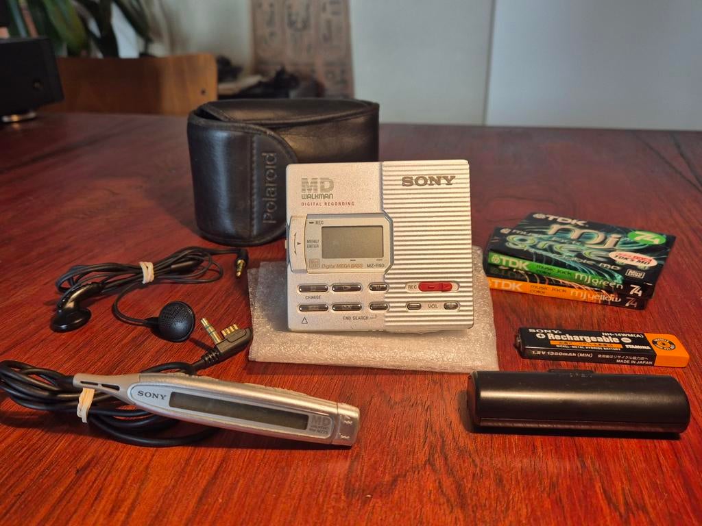 Sony MD Walkman MZ-R90 - Goede Staat en compleet, Ophalen of Verzenden, Walkman