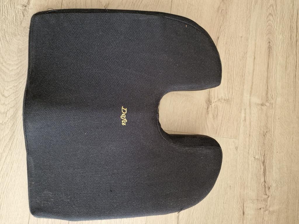 Stuitkussen van Defa, Ophalen, Zo goed als nieuw