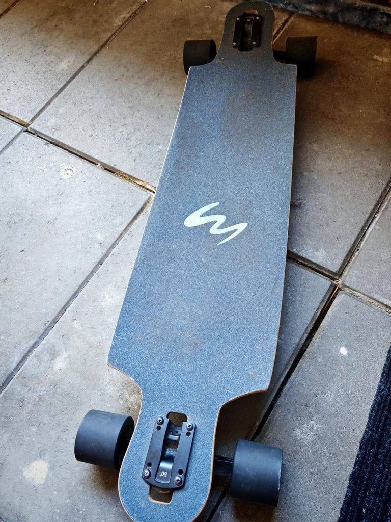 Landyacht longboard - Zeer weinig gebruikt, gaat hard!, Ophalen, Zo goed als nieuw, Skateboard, Longboard