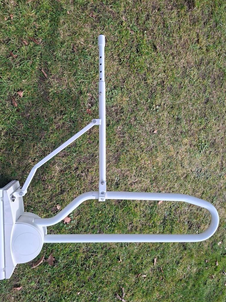 Staop beugel wc, Ophalen, Toilet