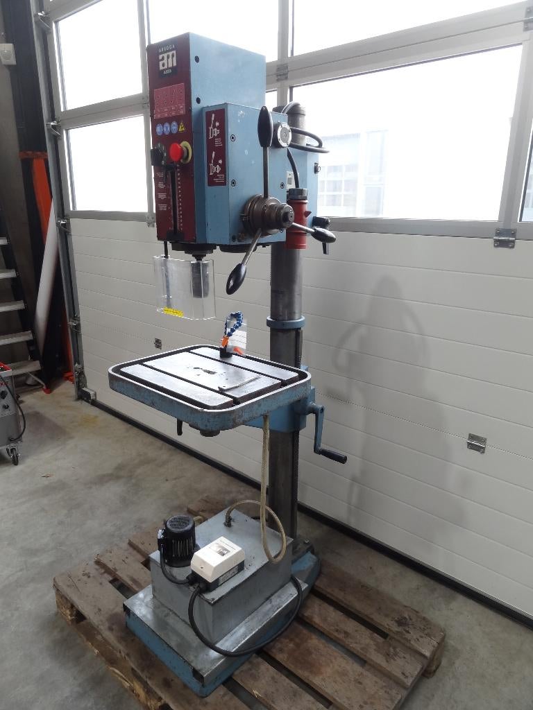 kolomboormachine Arboga A3008 tandwiel aangedreven, Ophalen, 600 watt of meer, Variabele snelheid, Zo goed als nieuw