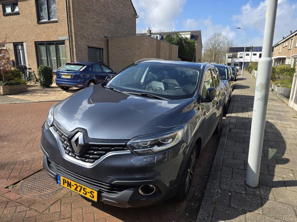Renault Kadjar Energy TCe 130pk 2015 Grijs, Voorwielaandrijving, Kadjar, 4 cilinders, 1200 kg