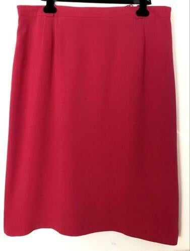 Marcona rok maat 50 [v]