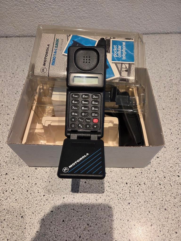 Motorola ATF 3, Ophalen of Verzenden, Zo goed als nieuw, Zwart, Android