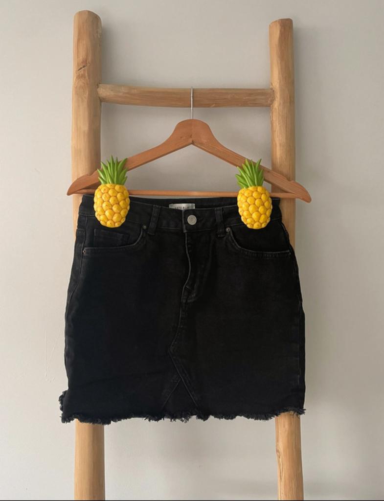 Zwart rokje Anti Blue, Kleding | Dames, Maat 38/40 (M), Zwart, Ophalen of Verzenden, Gedragen