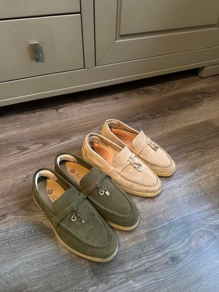 Loro Piana Charms Walk loafers, Kleding | Dames, Ophalen of Verzenden, Zo goed als nieuw, Beige, Instappers