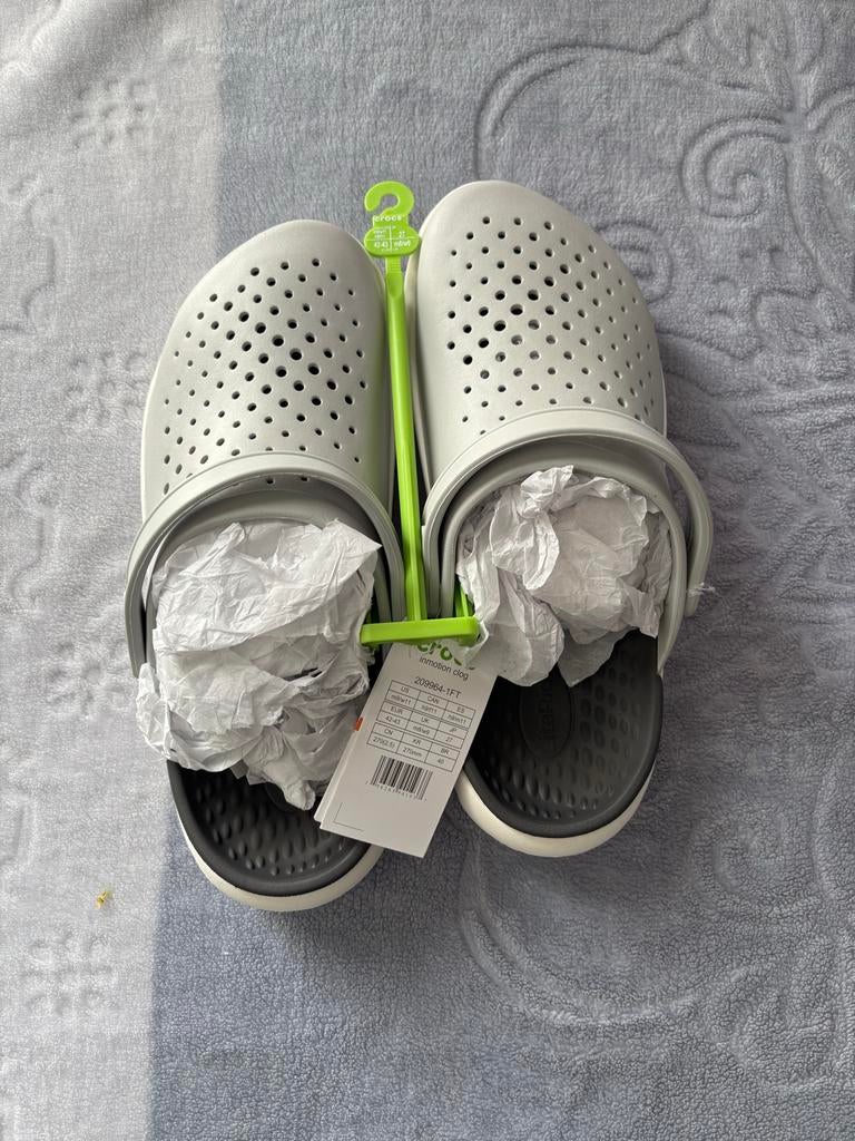 Nieuwe Crocs LiteRide Clog - Maat 42-43, Slippers, Nieuw, Ophalen of Verzenden, Grijs