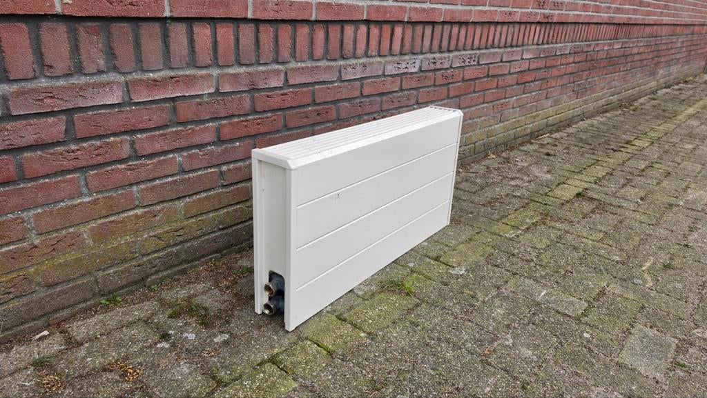 Jaga Strada radiator 40x80 cm, Doe-het-zelf en Verbouw, Verwarming en Radiatoren, Ophalen, 30 tot 80 cm, Hoog rendement (Hr), Radiator