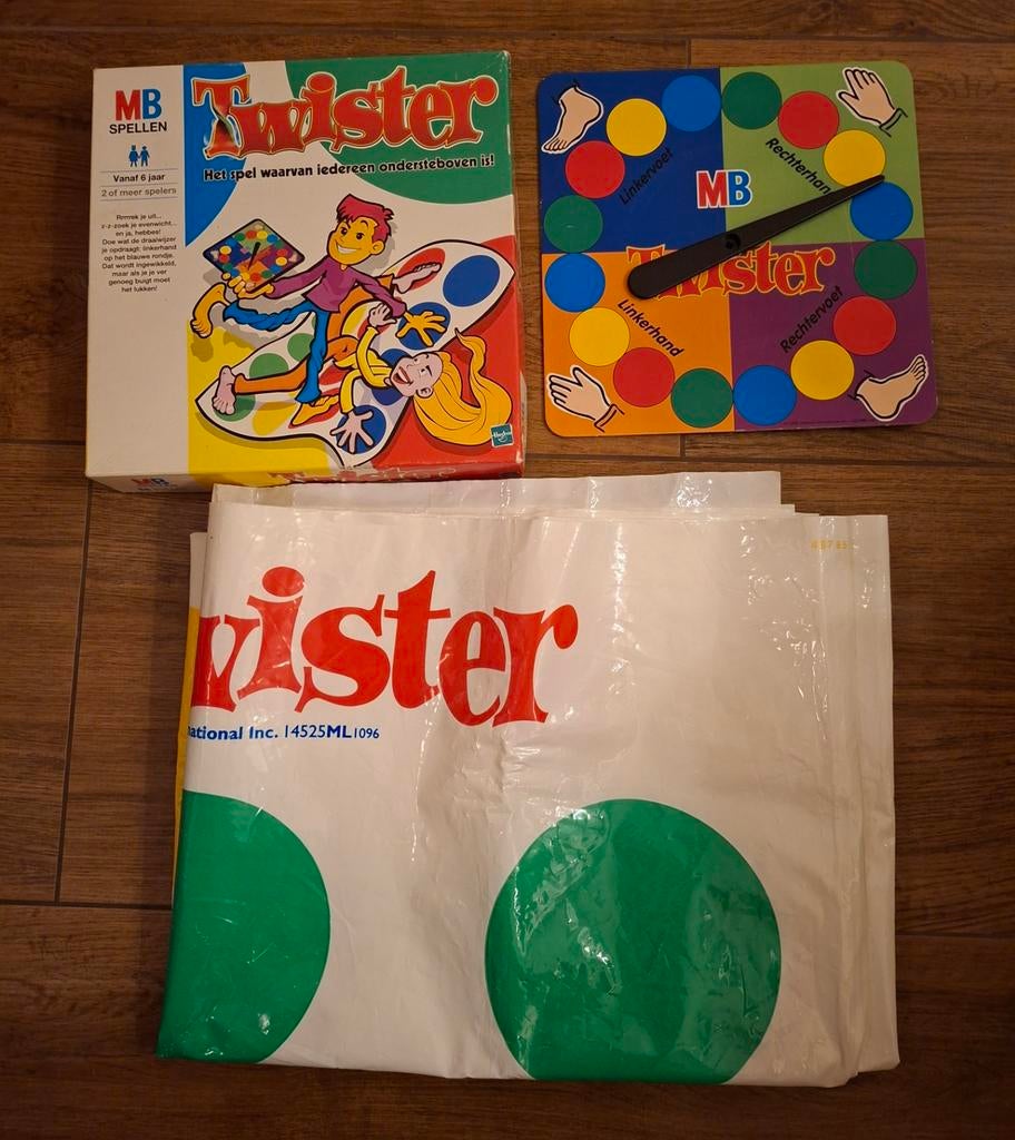 Twister spel compleet, Ophalen of Verzenden, Zo goed als nieuw
