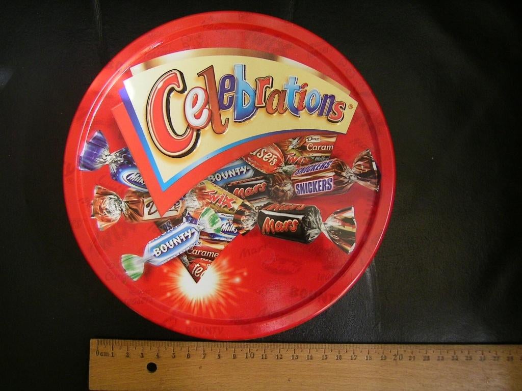 Leuk blik van Celebrations in perfecte staat., Ophalen of Verzenden, Zo goed als nieuw, Koek(jes), Overige merken