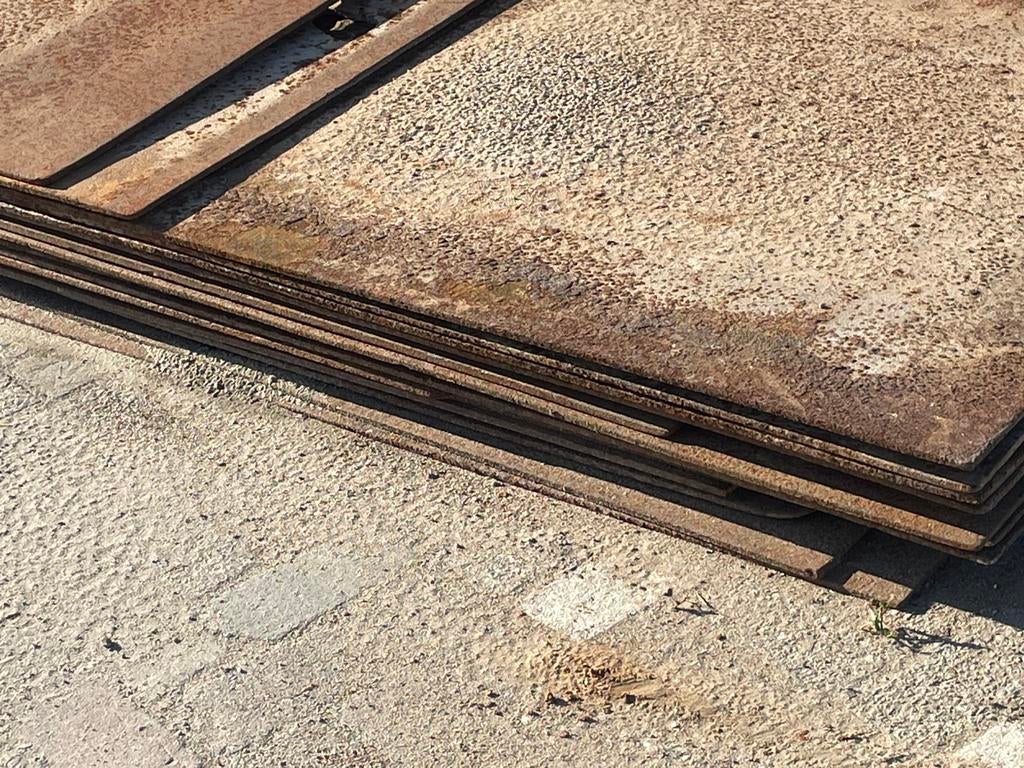 Stalen rijplaten 6x2, Doe-het-zelf en Verbouw, Platen en Panelen, Ophalen of Verzenden, Gebruikt, Overige materialen, Minder dan 20 mm