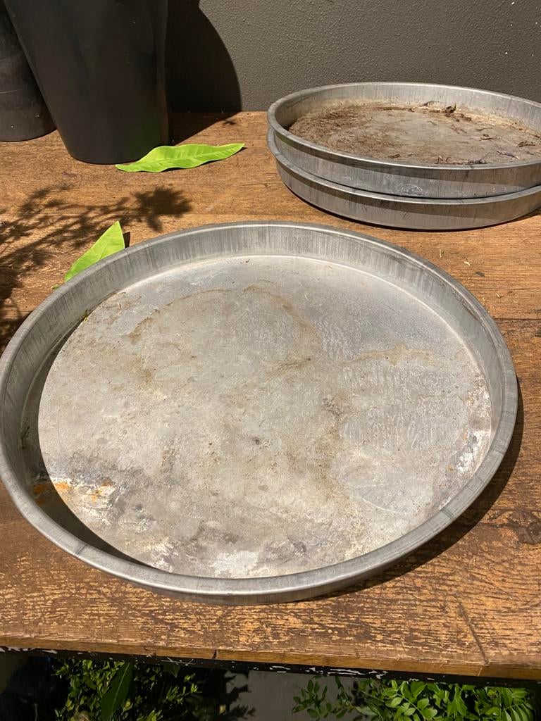 Zinken schalen, Ophalen, Zo goed als nieuw, Rond, Metaal