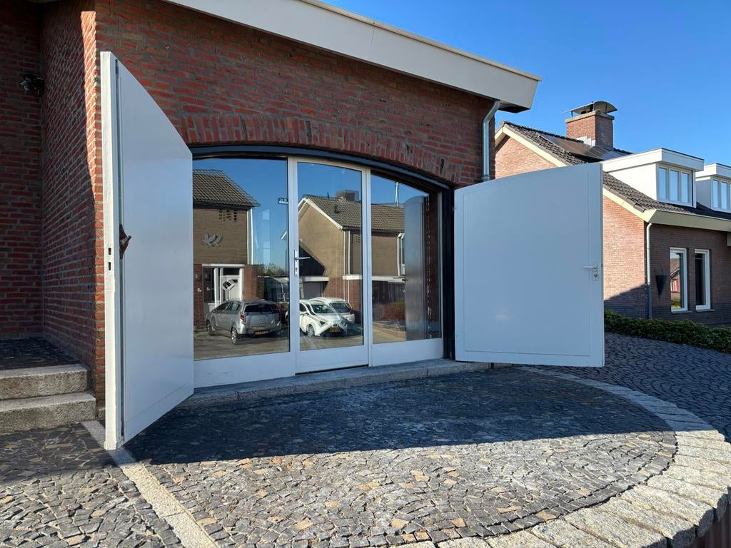 Dubbele getoogde hardhouten deuren en stalen kozijn, Ophalen, Gebruikt, Buitendeur, Hout