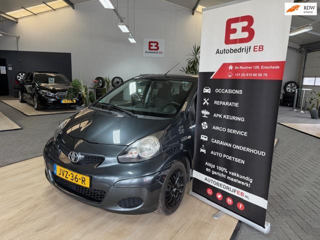 Toyota Aygo 1.0 VVT-i Airco-nieuwe koppeling!, Voorwielaandrijving, Gebruikt, 4 stoelen, 821 kg