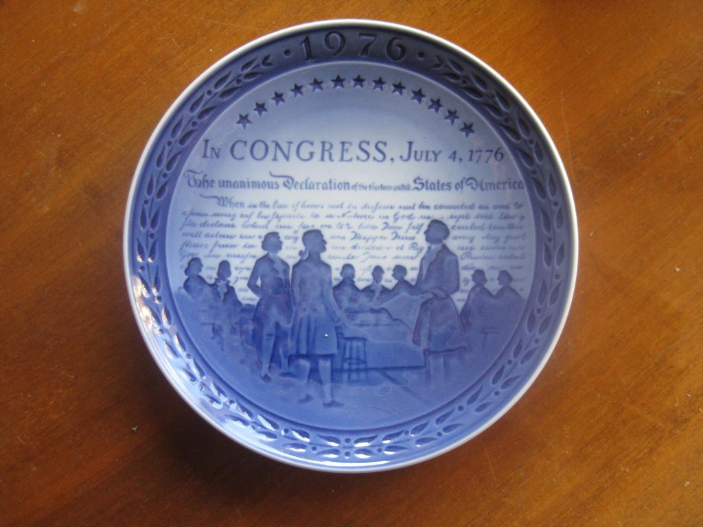 Royal Copenhagen wandbord 1976, Antiek en Kunst, Antiek | Wandborden en Tegels, Ophalen of Verzenden