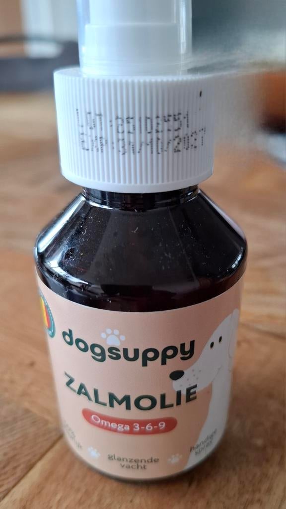 Zalm olie spray fles, Dieren en Toebehoren, Dierenvoeding, Hond, Ophalen of Verzenden