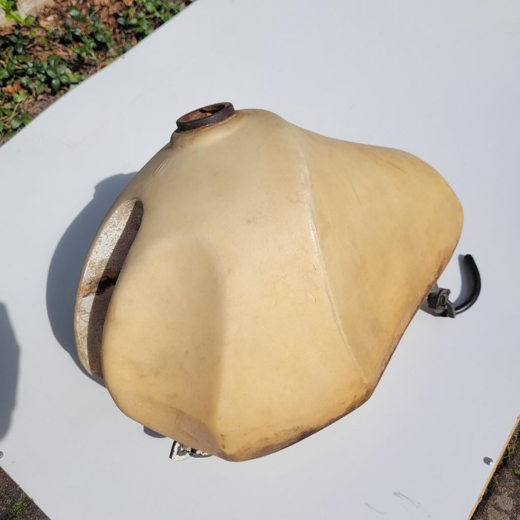 XT5OO TANK, Motoren, Ophalen