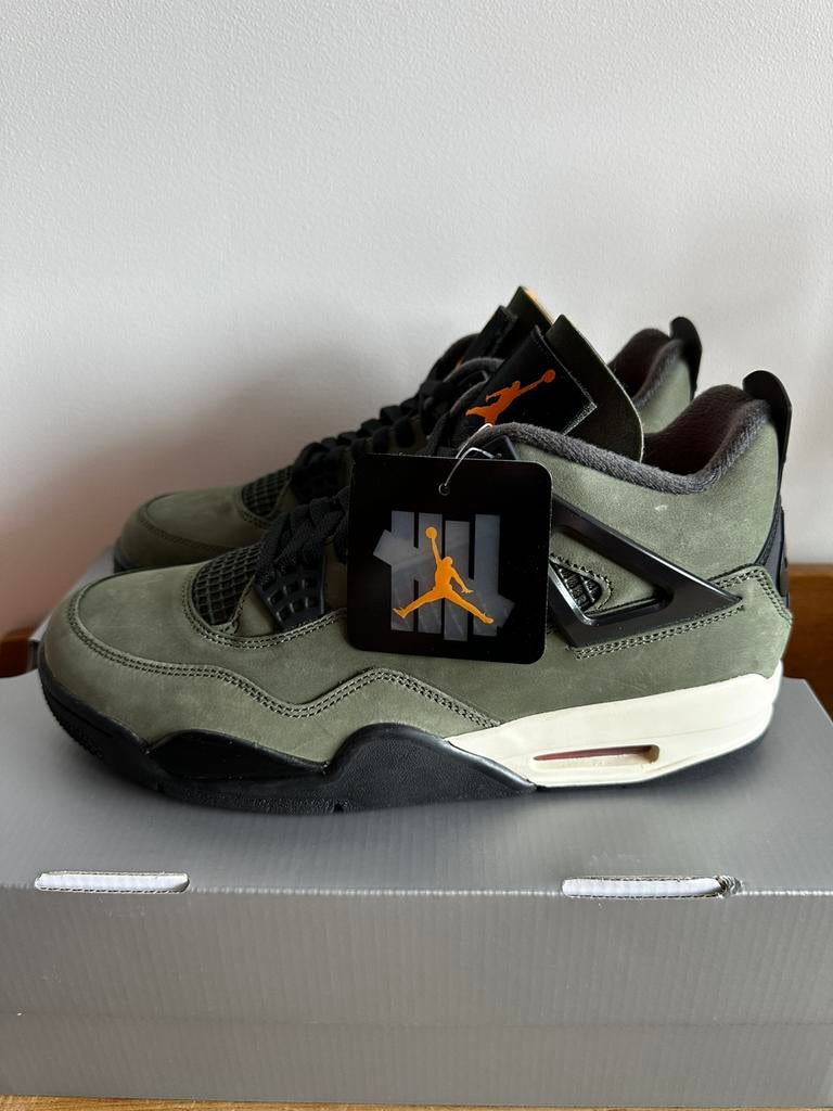 Undefeated x Jordan 4 maat 43 nieuw!, Kleding | Heren, Schoenen, Overige kleuren, Nieuw, Ophalen of Verzenden, Sneakers of Gympen