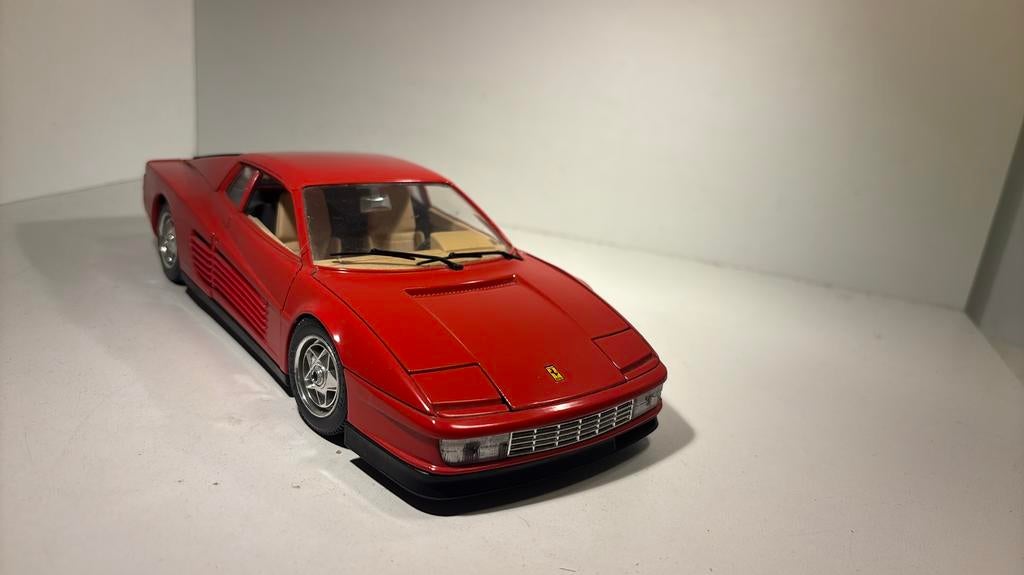 Ferrari testarossa red Bburago 1.18, Ophalen of Verzenden, A, A, A