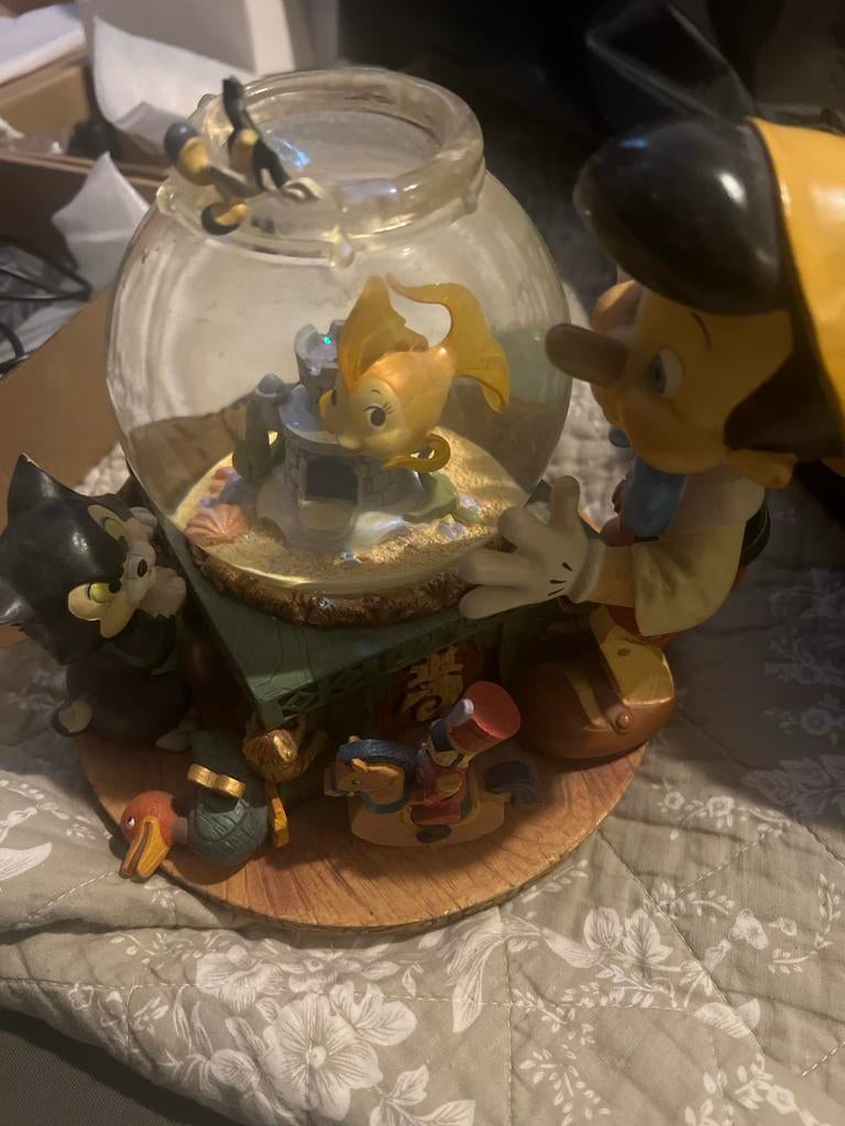 Sneeuwbollen uit Euro Disney, Verzamelen, Ophalen of Verzenden, Assepoester of Belle, Gebruikt, Overige typen