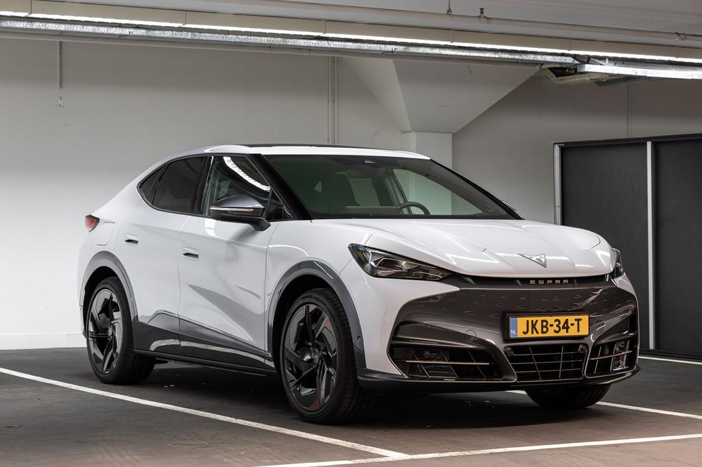 CUPRA Tavascan Adrenaline 82 kWh, Gebruikt, Alcantara, Wit, 1000 kg