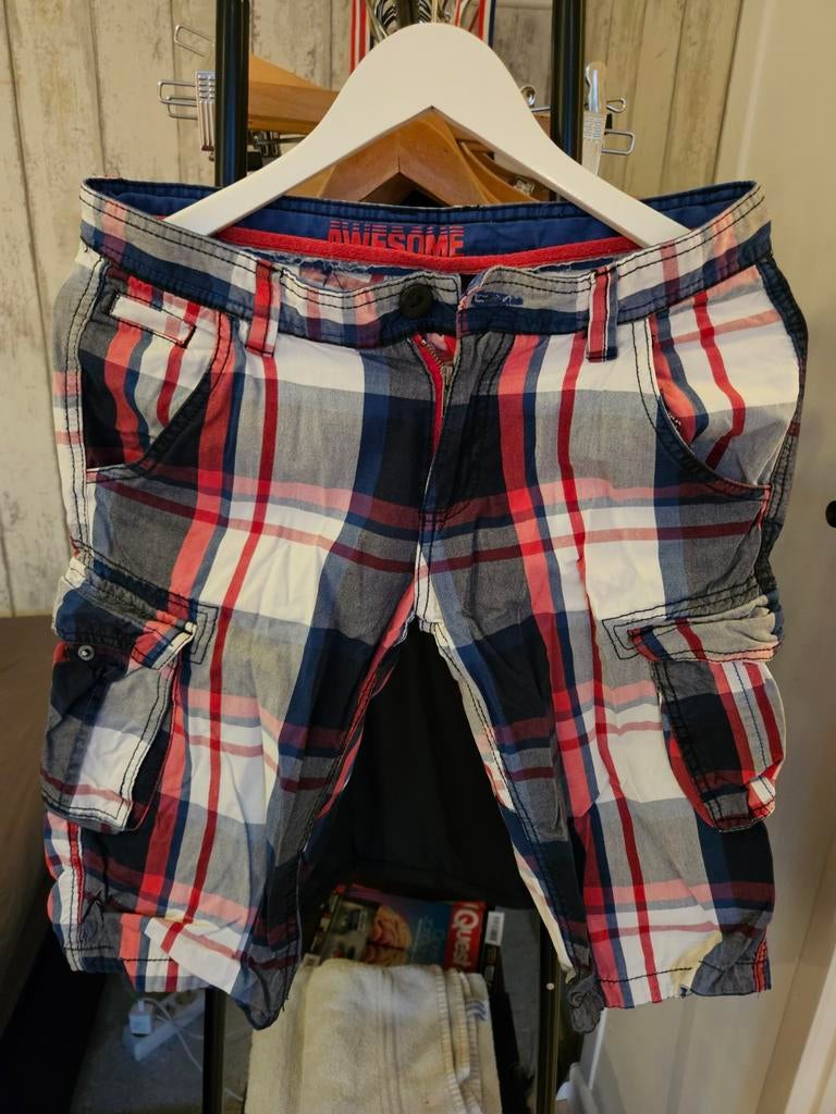 Geruite korte broek maat 170/176, Broek, Gebruikt, Awesome, Ophalen of Verzenden