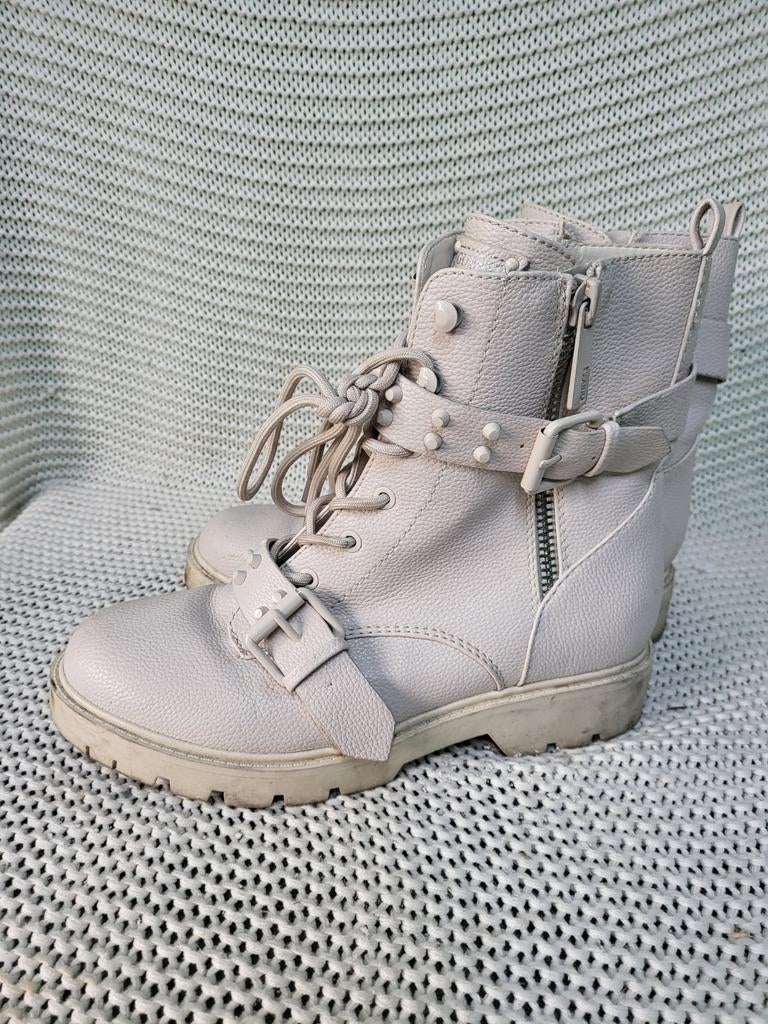 Guess laarsjes maat 41 zgan beige boots schoenen merk, Kleding | Dames, Schoenen, Ophalen of Verzenden, Zo goed als nieuw, Beige