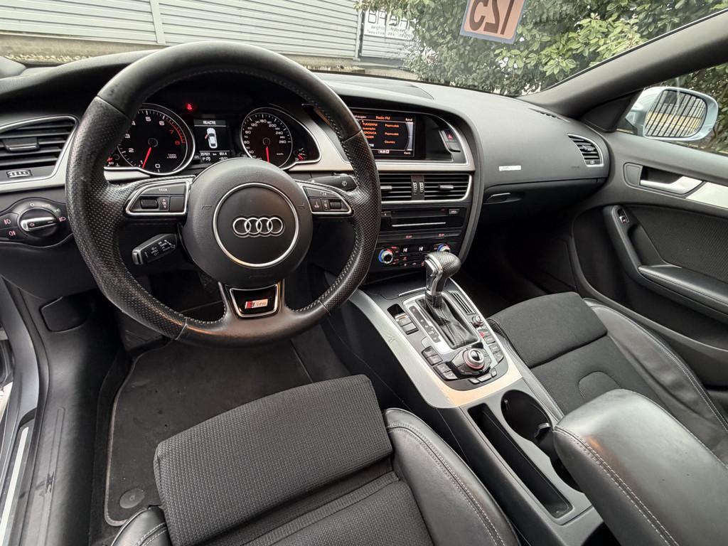 Audi A5 Sportback 1.8 TFSI Aut S-Line Sport Edit Navi|Leer|X, Gebruikt, 4 cilinders, 4 stoelen, Leder en Stof