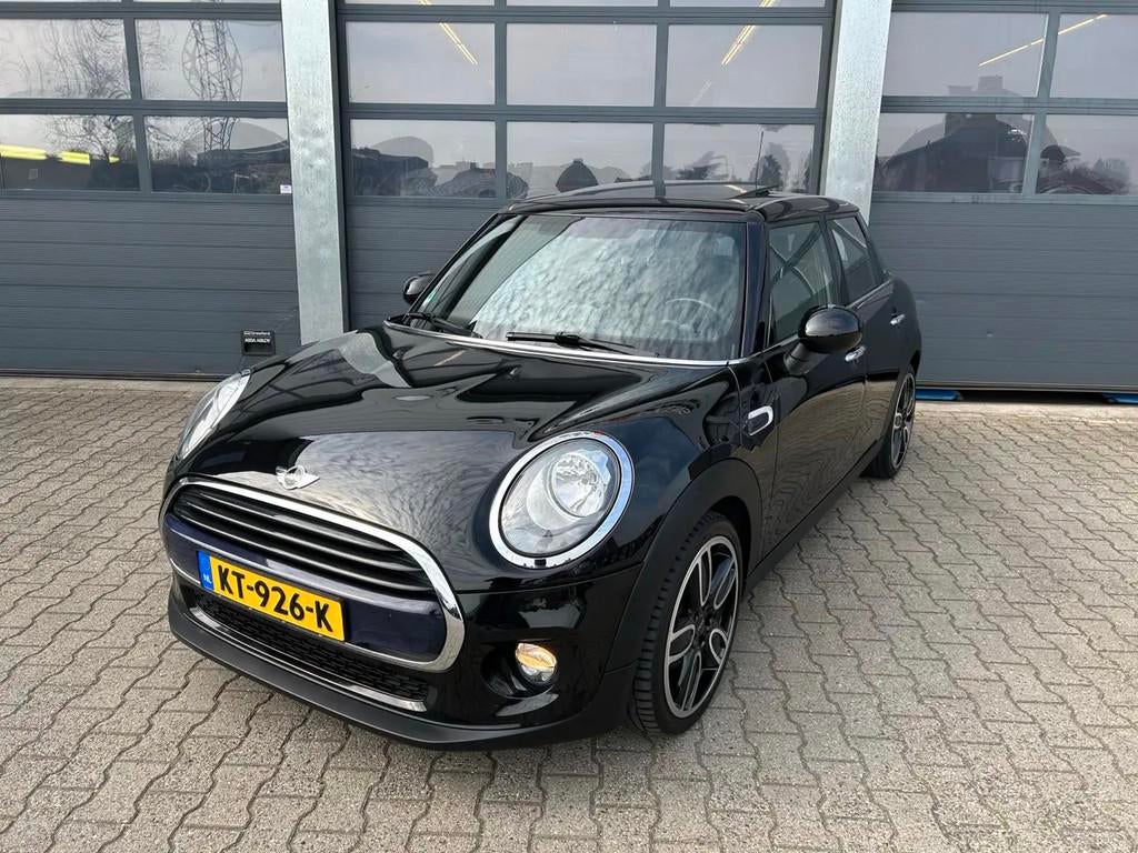 MINI Mini 1.5 COOPER Cooper Business line € 13.830,00, Gebruikt, Origineel Nederlands, Bedrijf, Handgeschakeld