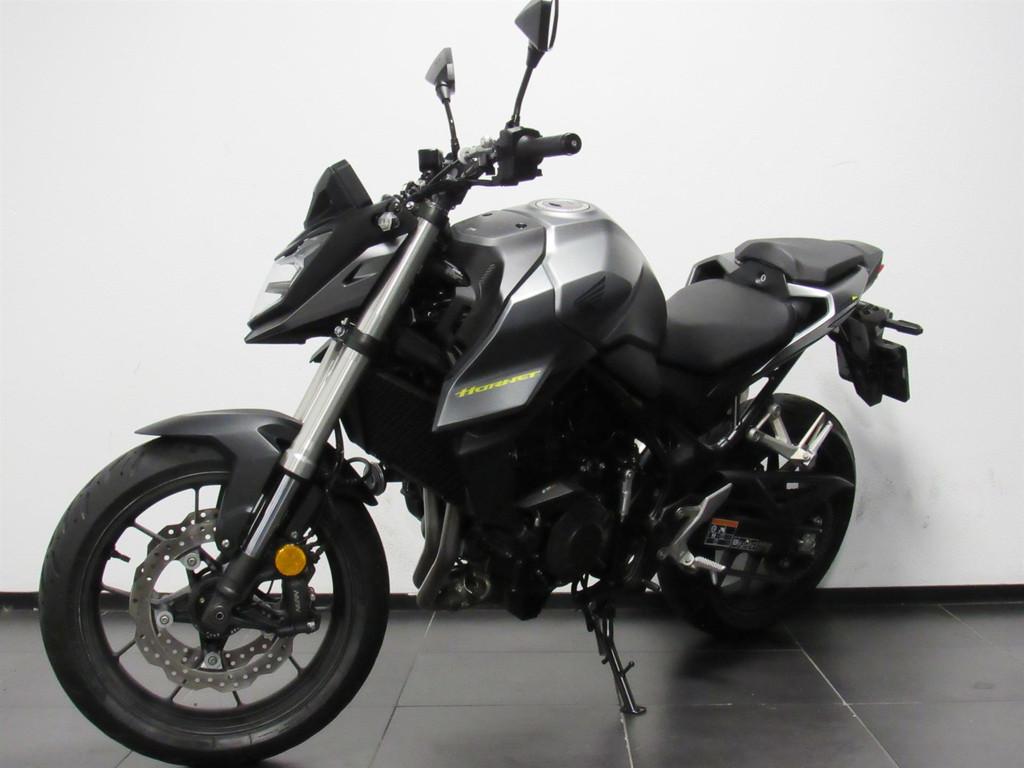 Honda CB 750 HORNET - foto 3