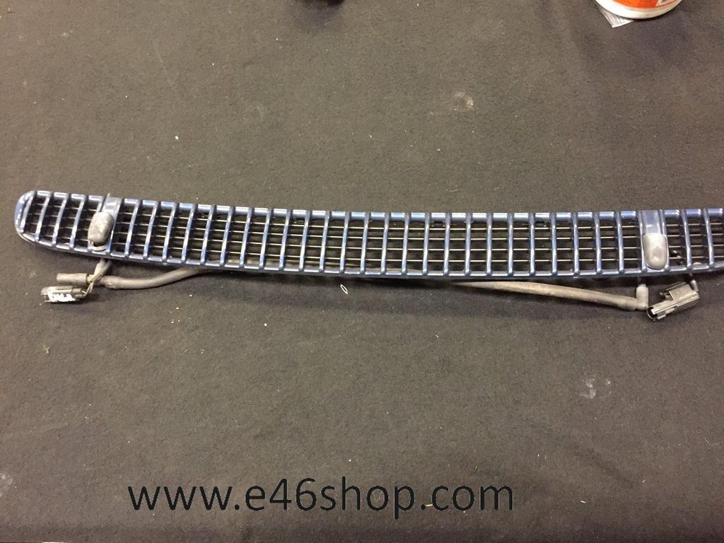 Motorkap ventilatie rooster met sproeiers BMW E46, Auto-onderdelen, Carrosserie en Plaatwerk, BMW, Gebruikt, Ophalen of Verzenden