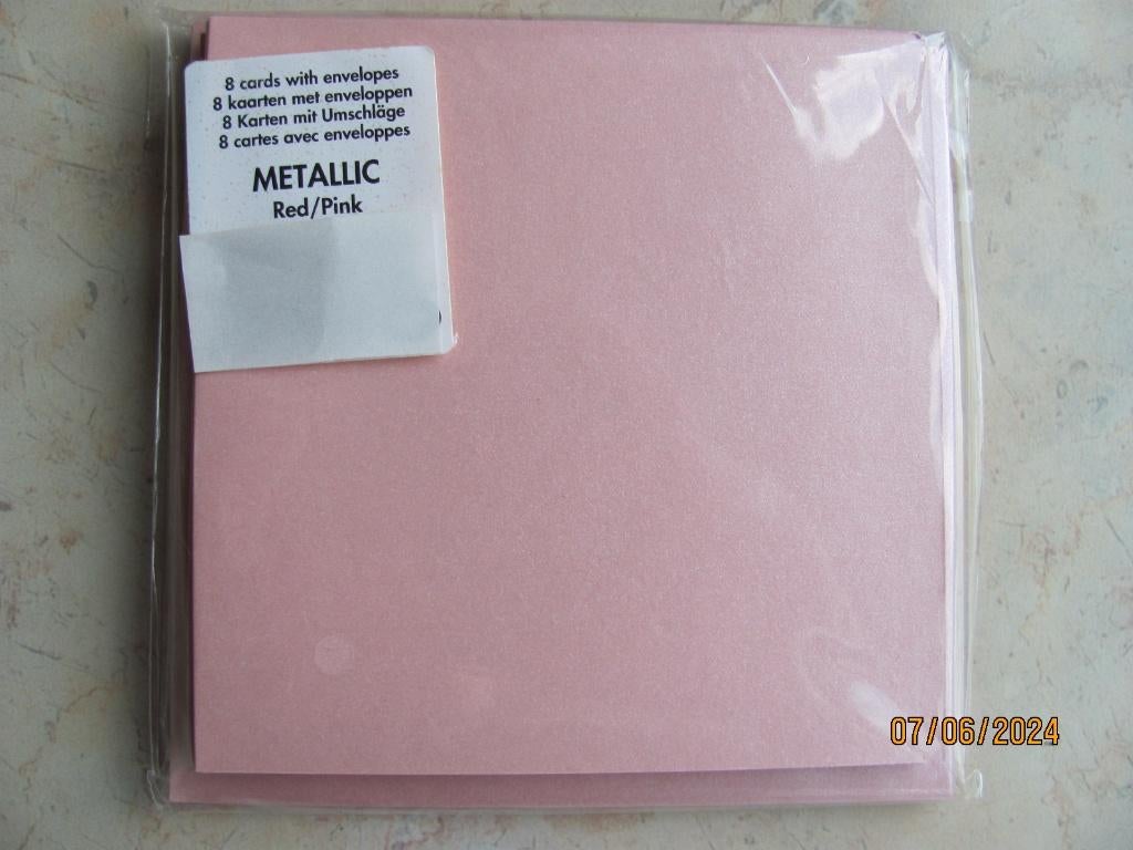 NIEUW 8 x METALLIC dubbele KAARTEN papier ENVELOP vierkant, Hobby en Vrije tijd, Kaarten | Zelf maken, Ophalen of Verzenden, Nieuw