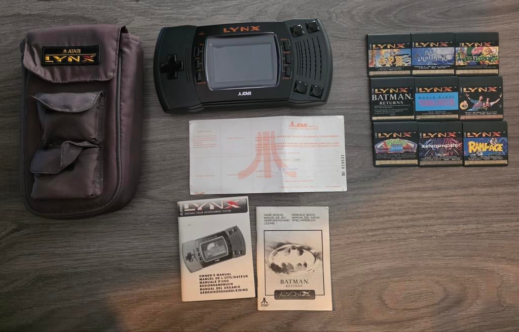 Atari Lynx II, complete set met 10spellen, tas & handleiding, Avontuur en Actie, 1 speler, Ophalen of Verzenden, Vanaf 7 jaar