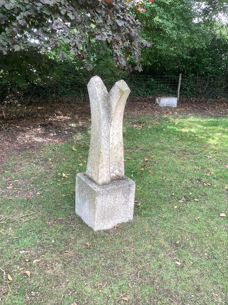 Tuinbeelden groot Drenthe kunstenaar Hoogeman, Ophalen, Gebruikt