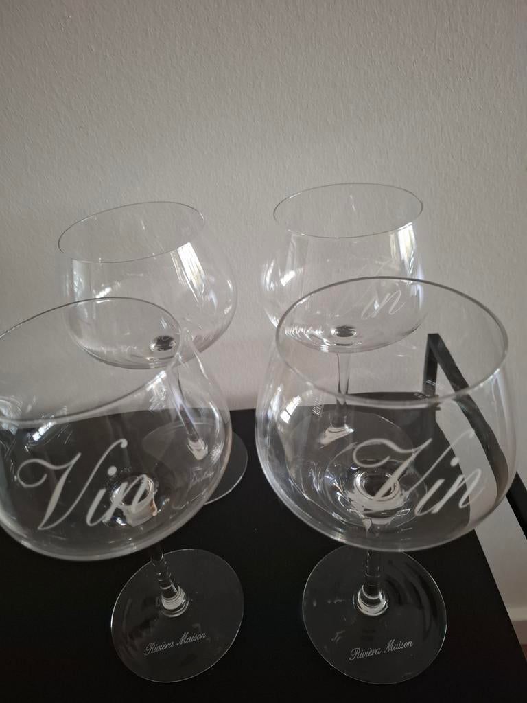 4 prachtig grote Riviera Maison wijnglazen, Ophalen of Verzenden, Zo goed als nieuw, Overige typen
