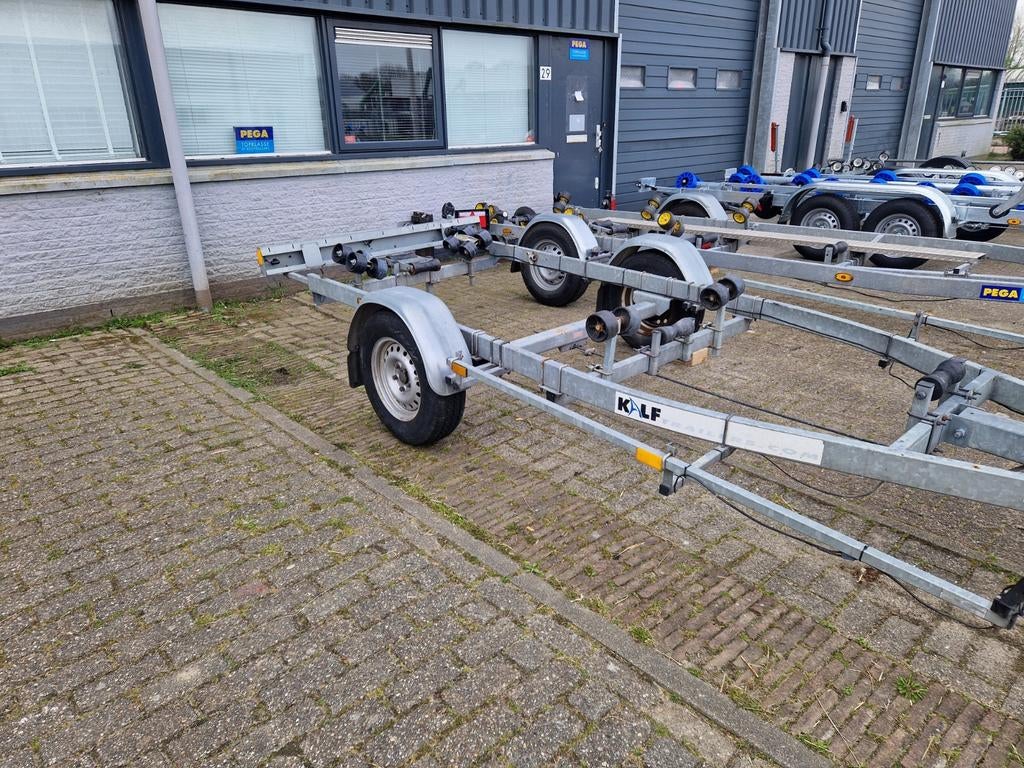 Kalf geremde kanteltrailer met een 1350KG as en kenteken!!!, Minder dan 1500 kg, Overige typen, Ophalen of Verzenden, Zo goed als nieuw