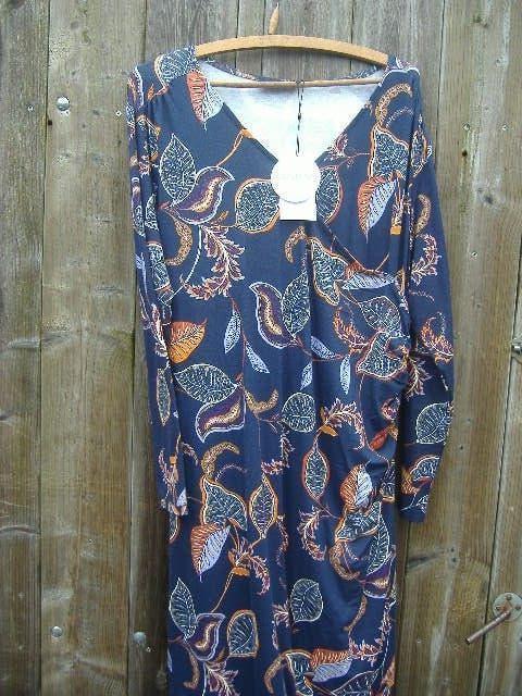 prachtige nieuwe jurk mt xxl ( 42/44 ) slankkledend, Kleding | Dames, Blauw, Maat 42/44 (L), Nieuw, Ophalen of Verzenden