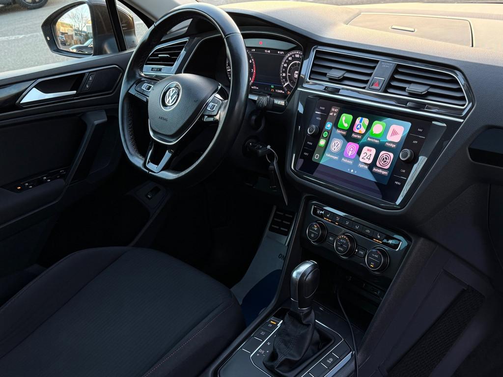 Volkswagen Tiguan 1.4 TSI ACT R-LINE - AUTOMAAT - PANORAMADA, Auto's, Stof, 4 cilinders, SUV of Terreinwagen, 1398 kg